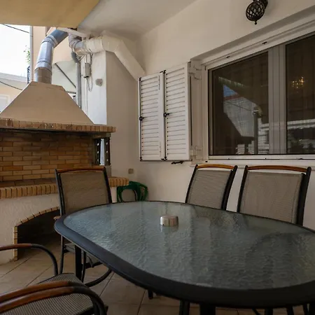 Holiday home My - Meteora, Central Apt - 2 Bd